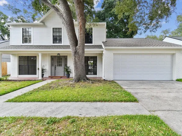 922 Benninger Dr, Brandon, FL 33510