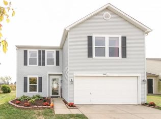 6845 W Philadelphia Dr, McCordsville, IN 46055