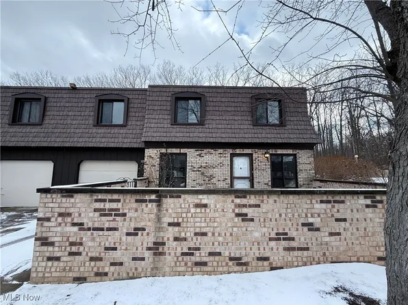 721 Tollis Pkwy, Broadview Heights, OH 44147
