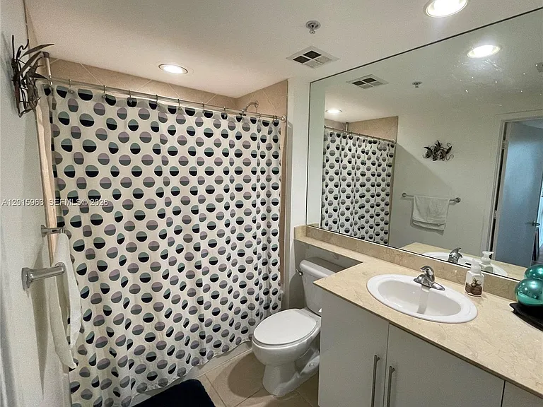 335 Biscayne Blvd #3603 — Photo 13
