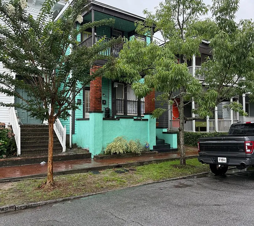 311 E Duffy St