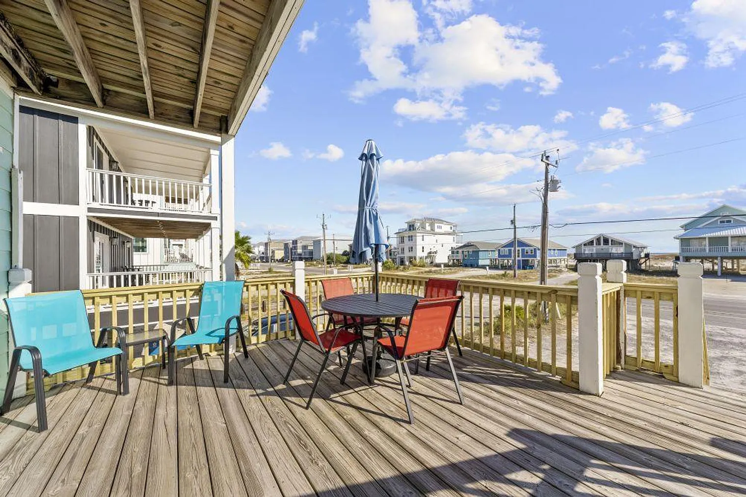 3 bed, 3.0 bath, 1496 sqft, $4,575 — Photo 3