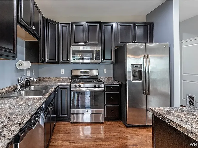 4205 Arthur Ct — Photo 6