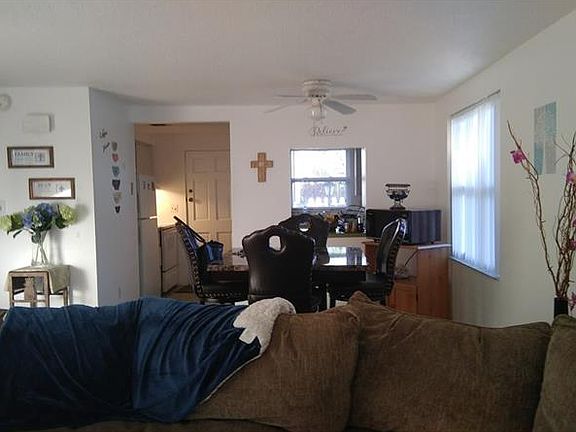3rd image of 670 Circlewood Dr #V-8
