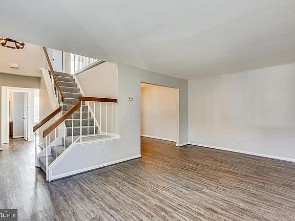 5th image of 7834 Muirfield Ct