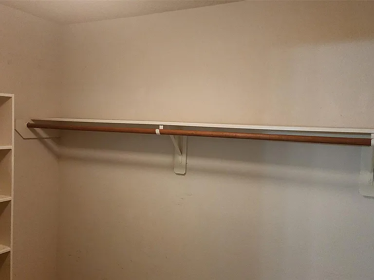 12214 Carriage Oak Cir — Photo 23