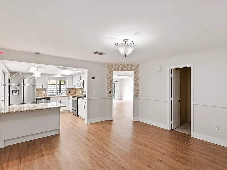 15026 SW 141st Ct — Photo 8