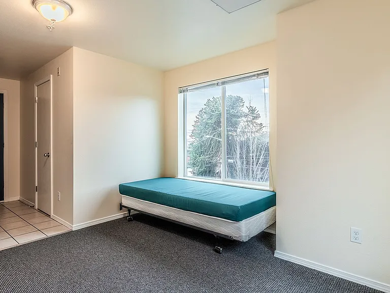 Solana Apodment Homes | International District — Photo 26
