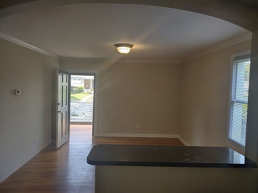 1st image of 3018 Dale Ct #1