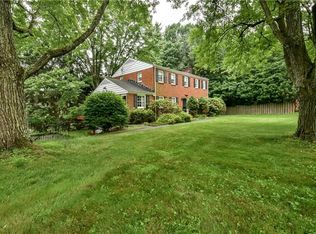 4011 Dragon Rouge Dr, Gibsonia, PA 15044