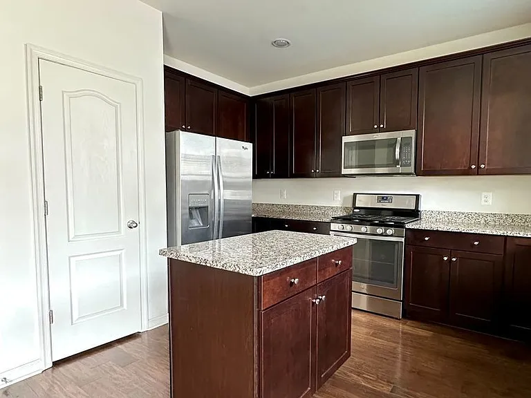 107 Foundry Ln #31 — Photo 3