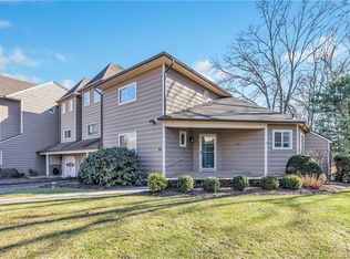 20 Meeting House Ln #20, Shelton, CT 06484