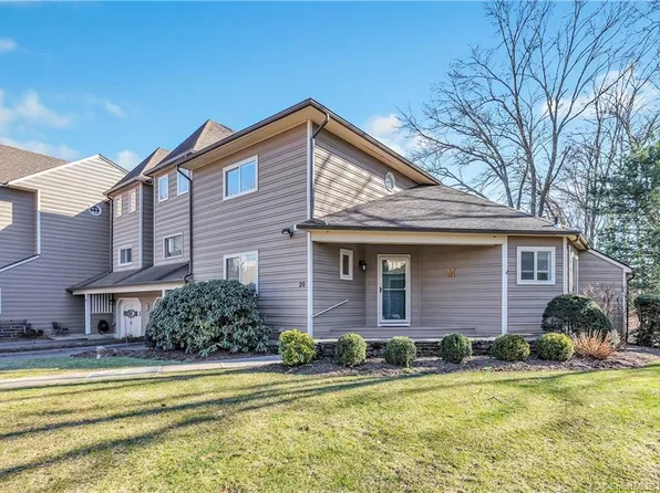 20 Meeting House Lane #20, Shelton, CT 06484
