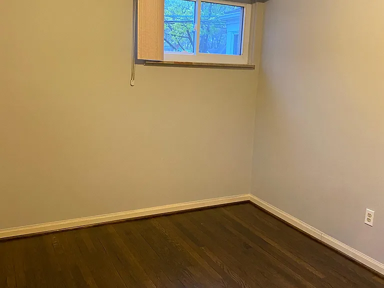 8251 Oak Park Blvd — Photo 15