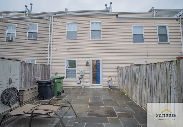 104 N Dallas St — Photo 34