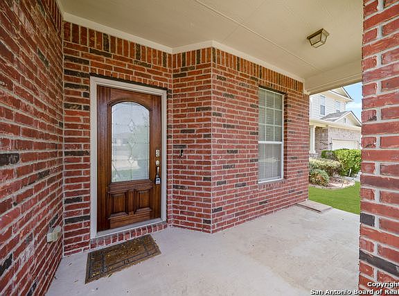 5th image of 815 Cielo Way