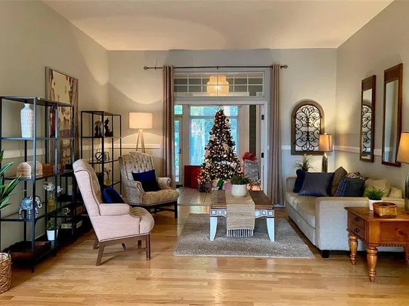 8214 SW 16th Pl, Gainesville, FL 32607