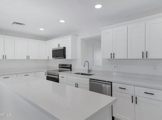 1526 S Grand Dr, Apache Junction, AZ 85120