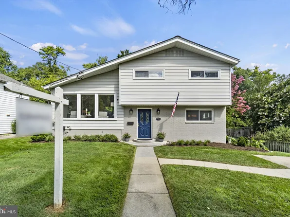 5903 Holland Rd, Rockville, MD 20851