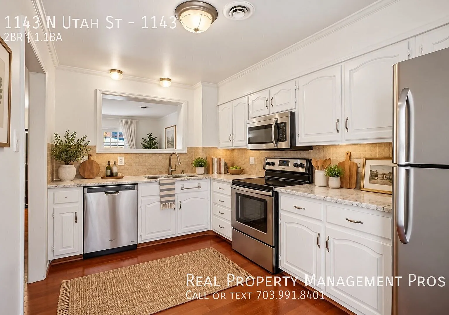 Ballston Townhome-Style Condo with Private Patio, Parking & an Easy Walk to Metro! — Photo 4