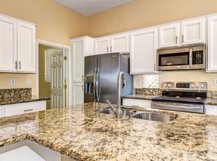 41731 N Golf Crest Rd, Phoenix, AZ 85086