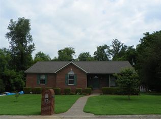 6266 E Doubletree Dr, Henderson, KY 42420