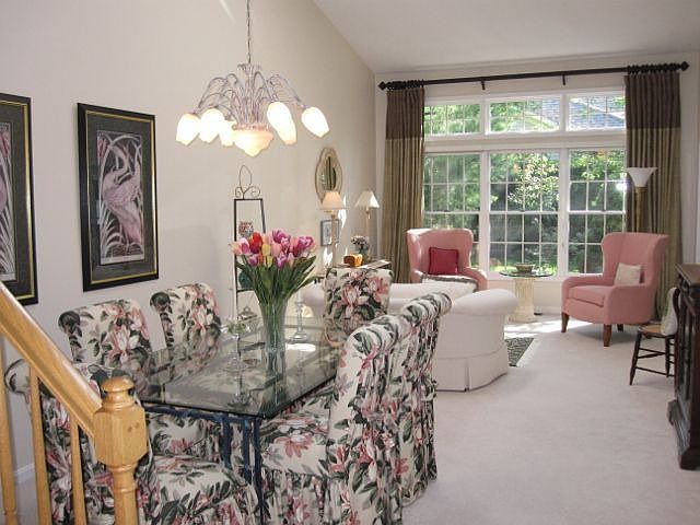 1st image of 401 Bounty Way