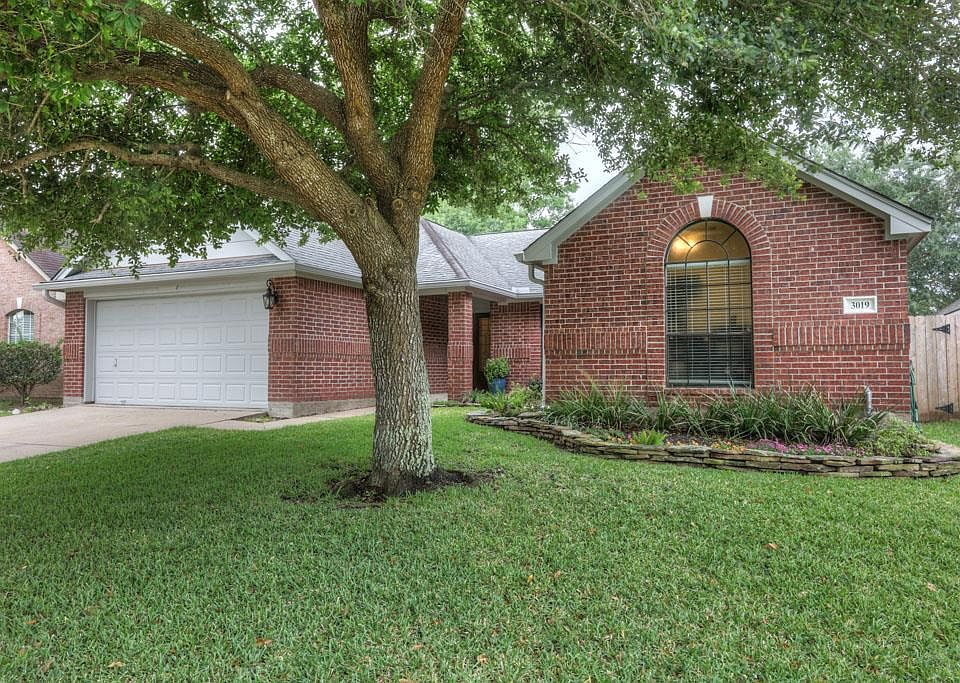 1st image of 3019 Genessee Creek Ln