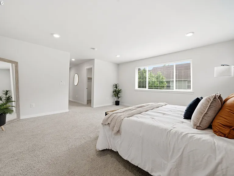 6901 NE 16th Ave — Photo 42