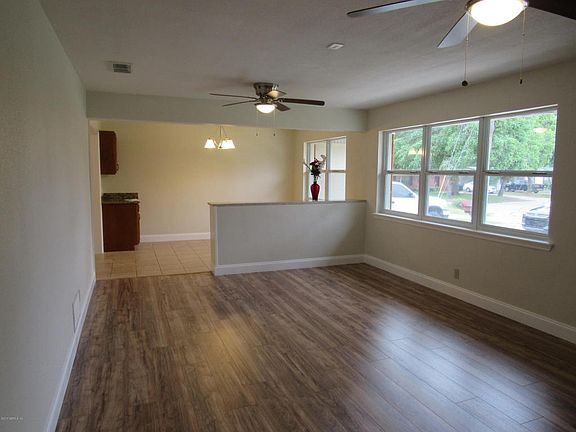 5th image of 5641 Coppedge Ave