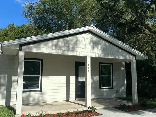 111 DAVIS LAKE Road, Palatka, FL 32177