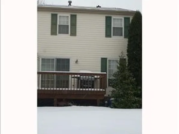 3079 Meadow Brook Ct, Gibsonia, PA 15044