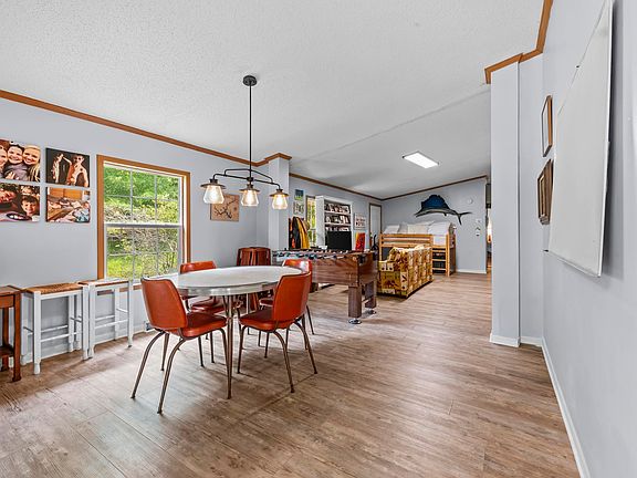 5th image of 324 Cold Branch Rd