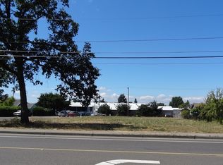 915 NE Lafayette Ave #1, McMinnville, OR