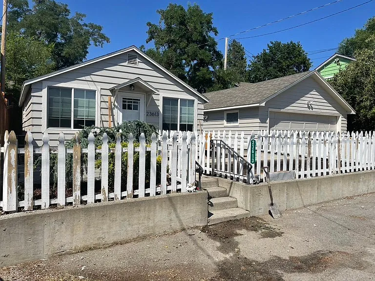 23613 E 3rd Ave — Photo 1