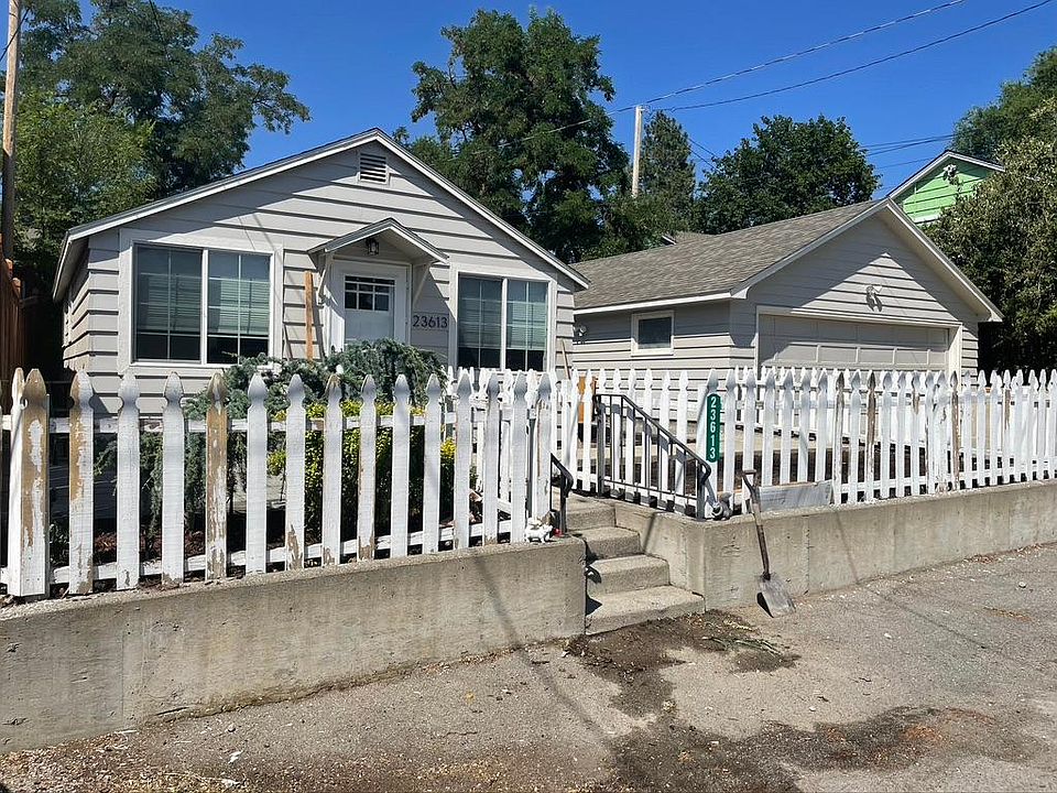1st image of 23613 E 3rd Ave