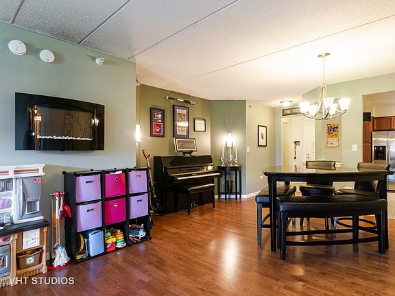 3rd image of 370 Western Ave #501