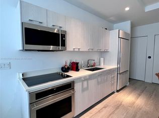 55 SW 9th St APT 4109, Miami, FL 33129