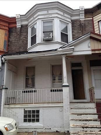 2nd image of 3753 N Delhi St