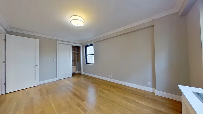 Rented by Compass | media 25