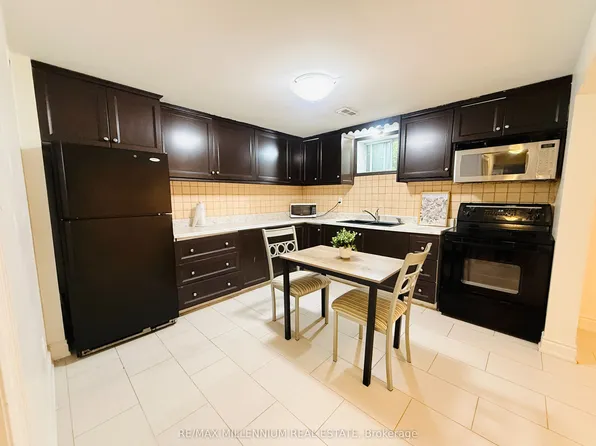 23 Monclova Rd #Basement, Toronto, ON M3M 1N6