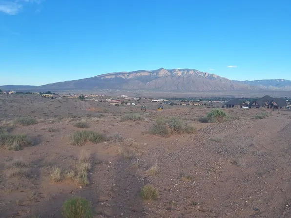 Lacuma Rd NE, Rio Rancho, NM 87144