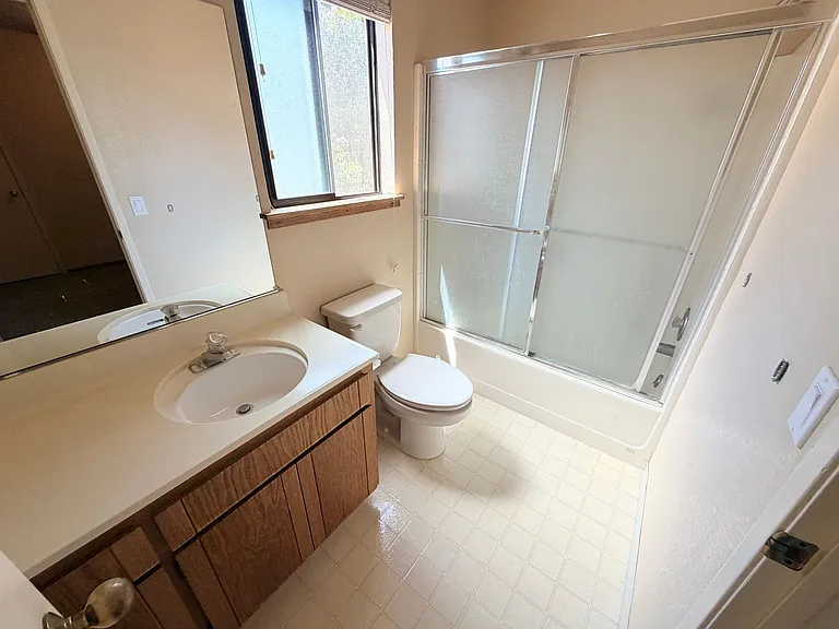 468 Park Place Dr — Photo 18