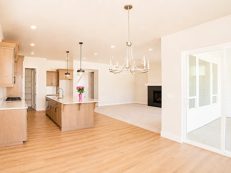 5608 S Rosalia Way — Photo 10