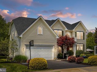 6674 Clarkes Meadow Dr, Bealeton, VA