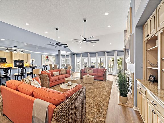 5th image of 4008 Nueces Dr