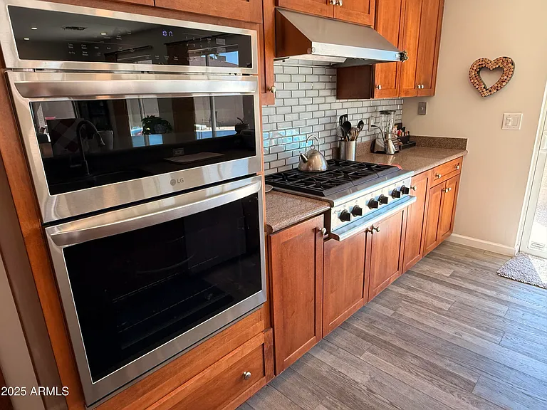 8361 E Via De Encanto — Photo 10