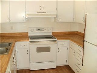 2nd image of 7551 Verdugo Way