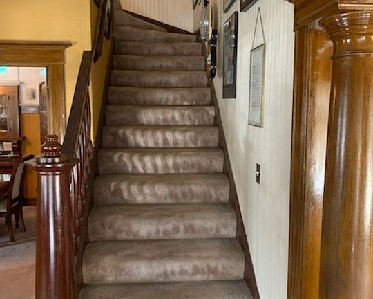 5th image of 2807 S La Salle Ave