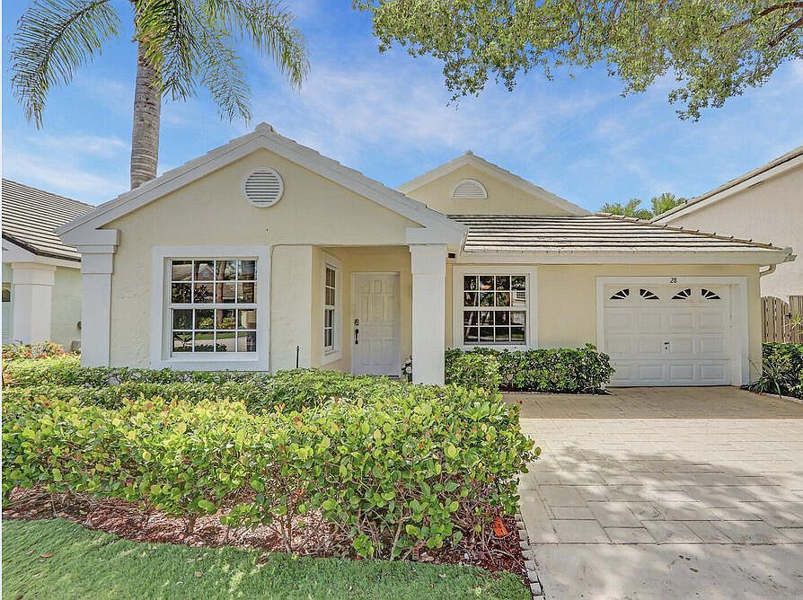28 Admirals Court, Palm Beach Gardens, FL 33418 | Zillow